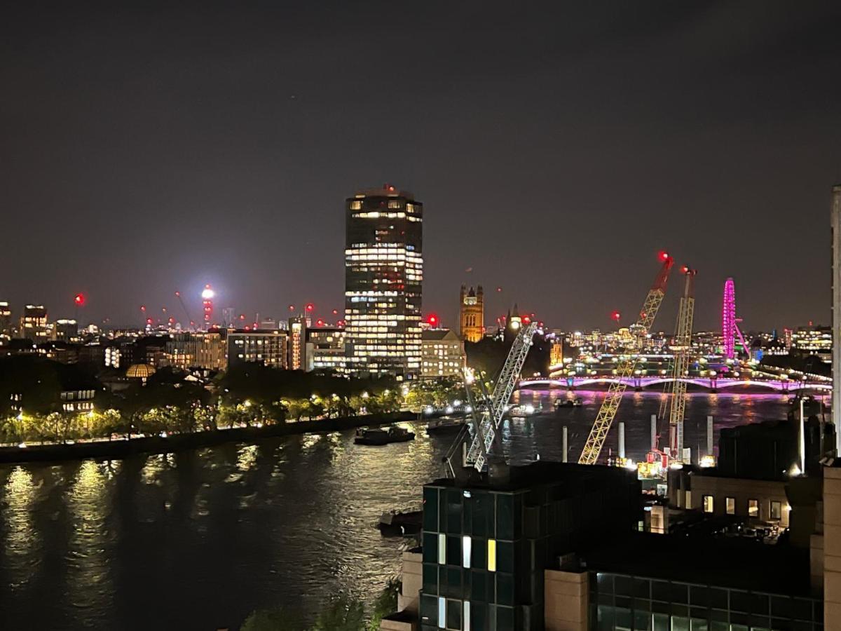 St George Thames Apartment London Bagian luar foto