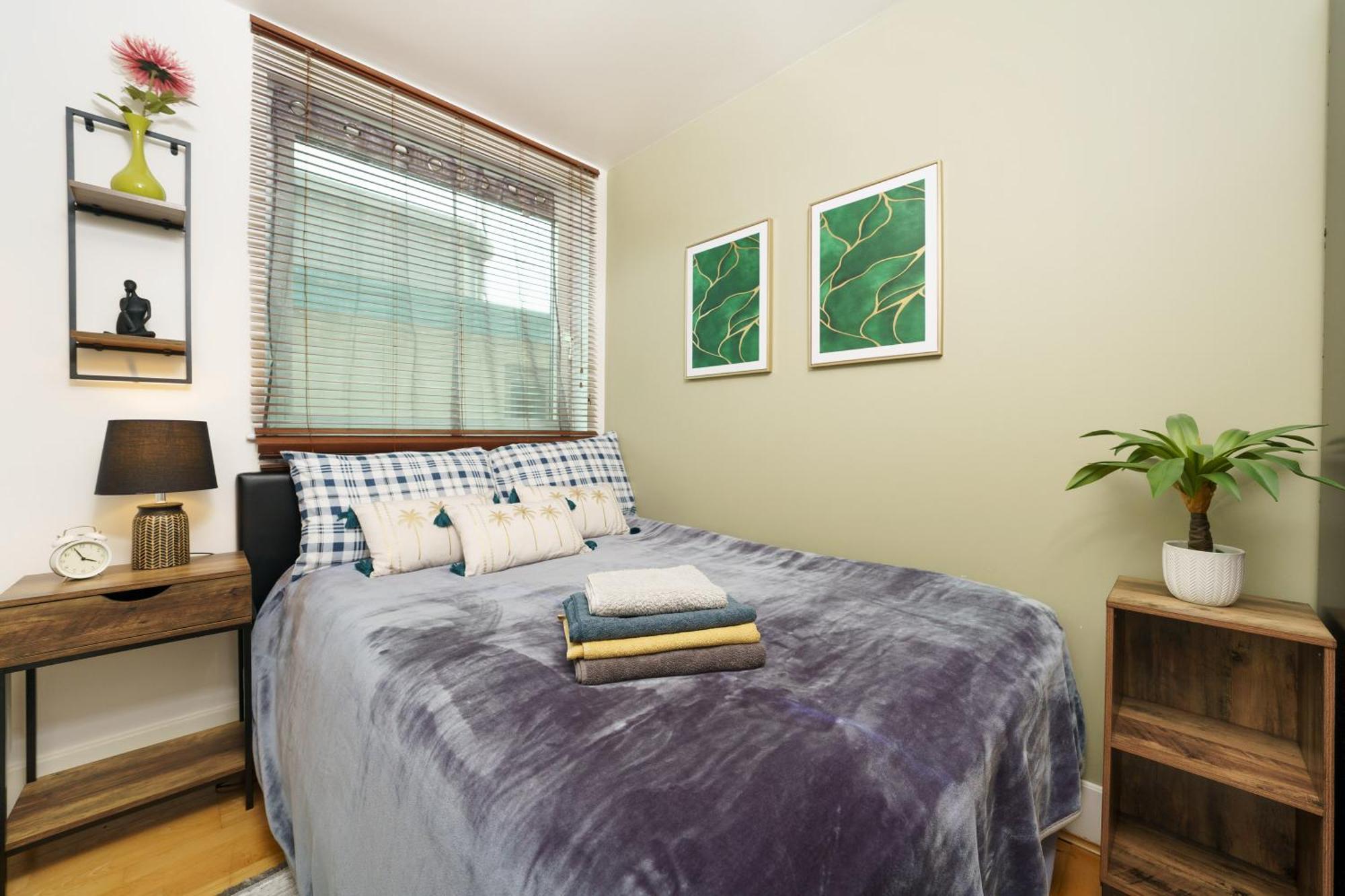 St George Thames Apartment London Bagian luar foto