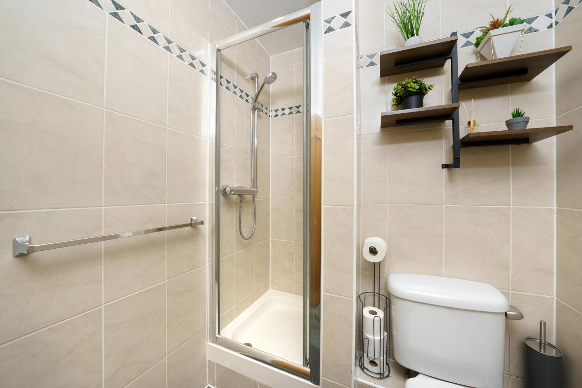 St George Thames Apartment London Bagian luar foto