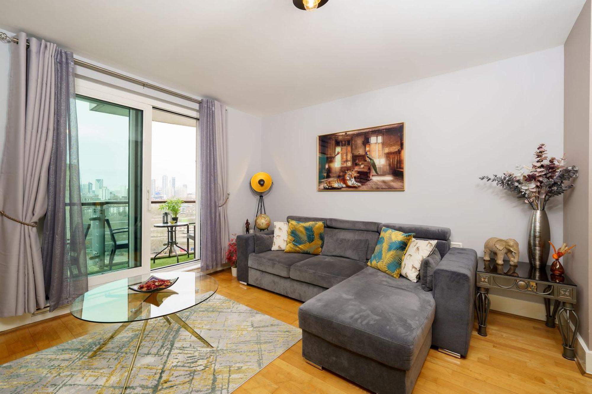 St George Thames Apartment London Bagian luar foto